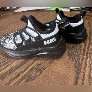 Puma toddler size 5 shoes